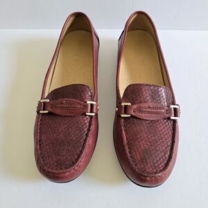 Geox Respira Leather Burgundy Loafers Size 39